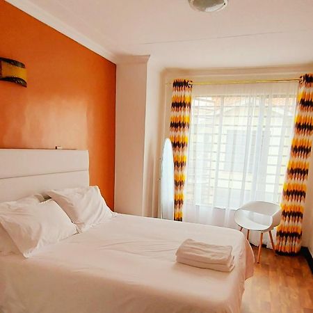 Pleasant Nest Homestay Near Jkia Airport And Sgr Station Nairobi Extérieur photo