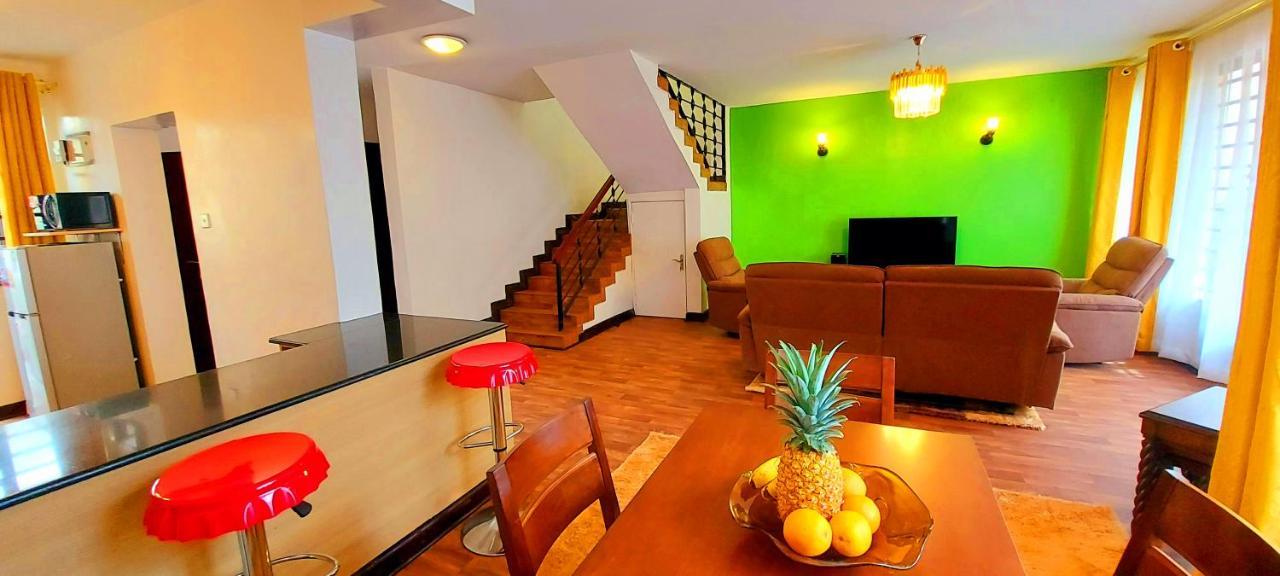 Pleasant Nest Homestay Near Jkia Airport And Sgr Station Nairobi Extérieur photo
